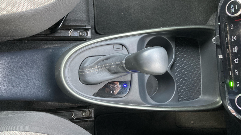 Toyota Aygo X 1.0 VVT-i Edge 5dr Auto Petrol Hatchback